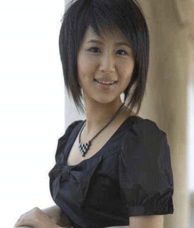 ky开元电竞：
鞠婧祎的18岁 关晓彤的18岁 杨紫的18岁 看到郑爽：活该她这么红！(图5)